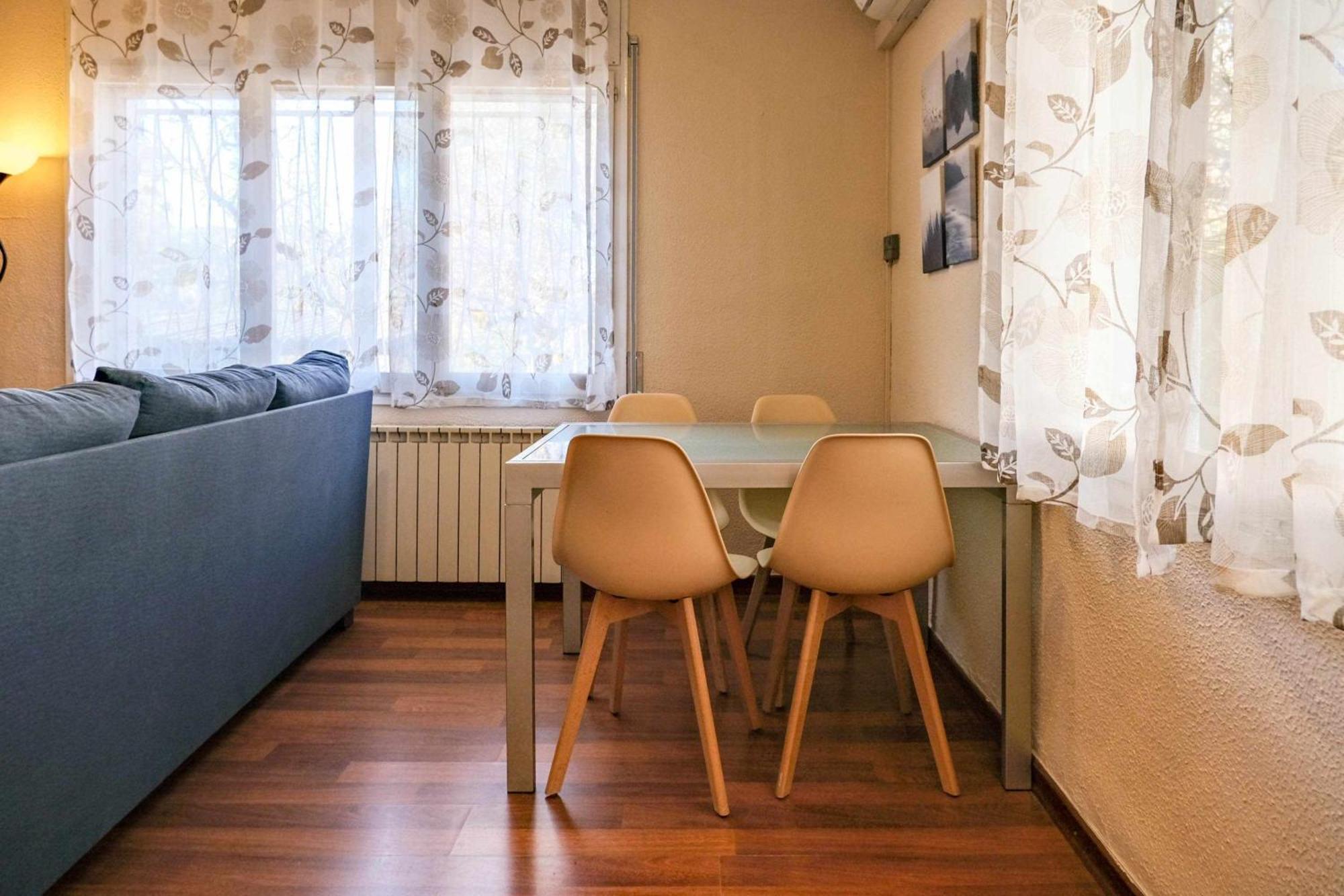 Can Camps Besalu Casa Planta Baja Con Jardin 外观 照片