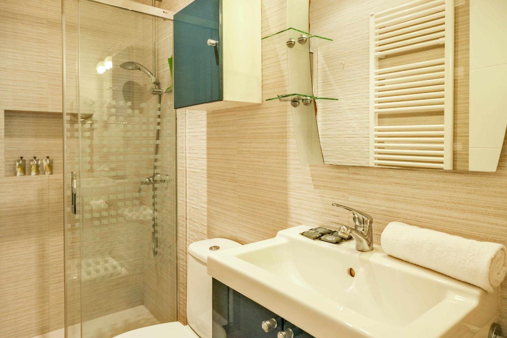 Can Camps Besalu Casa Planta Baja Con Jardin 外观 照片
